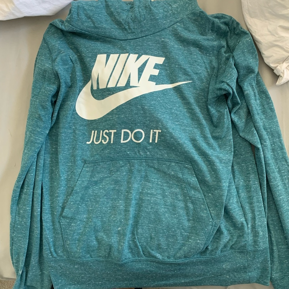 Hooded long sleeve Nike shirt